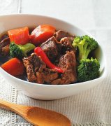 卤牛肉的家常做法,红萝卜兔,红萝卜卤牛肉